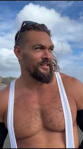 The beard may have receded, but Jason's magnetism? That can't be trimmed.