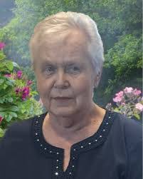 Mary Suda's Instagram, Twitter & Facebook