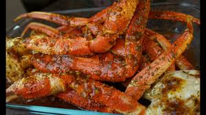 Simply brush your crab legs with butter or olive oil, then add on any combination you like, from the classic old bay, to the decadent garlic and herbs, to an experimental asian flavoring with soy sauce, sesame oil and cilantro. Crackin Crab Legs Garlic Sweet Chili Crab Legs Crab Butter Youtube