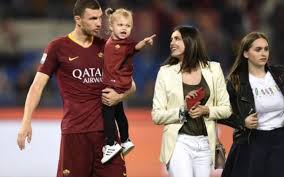 Edin džeko's wife (left) amra džeko and their daughter una and his sister (right) with her child on stadium olimpico❤. Sport1 Amra Silajdzic Dzeko