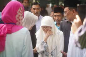 Current positions of wan intan idura wan ismail. Anwar Ibrahim Ar Twitter Hari Yang Sayu Buat Kami Sekeluarga Semoga Keluarga Ini Menginsafi Pemergian Ayahanda Wan Ismail Wan Mahmood Dengan Penuh Rasa Tawaduk Dan Keredhaan Mendoakan Agar Roh Ayahanda Dikurniakan Husnul