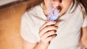 As the number of teenagers who vape continues to rise, new vaping health risks are emerging. Some Juul Vape Juice Found To Contain Ingredients That Might Inflame Airways Shots Health News Npr