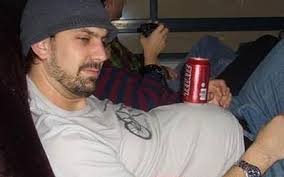 为什么玻璃瓶装可口可乐比塑胶瓶装和罐装的味道更佳?！