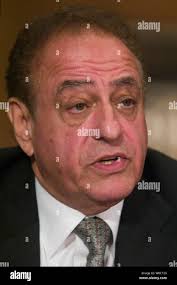 Roland hill hi-res stock photography and images