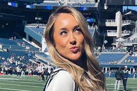 Natalie Newman's Instagram, Twitter & Facebook