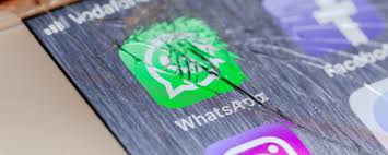 Cei peste un miliard de utilizatori ai serviciului de mesagerie whatsapp nu șterg cu adevărat conținutul conversațiilor cu prietenii lor atunci când folosesc funcția de ștergere a tuturor mesajelor (clear all chats), a descoperit expertul american. PoÈ›i SÄƒ Iei Un Milion De Dolari DacÄƒ Spargi Whatsapp