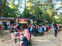Suasana kawasan tersebut yang berdekatan dengan pantai dan lombong memang sangat tenang. 1 September 2018 Thanks To Pak Pak Tam Mee Udang Facebook