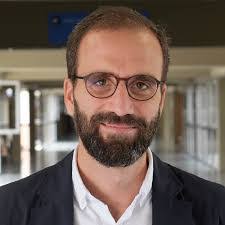 Guillermo Oliva's Instagram, Twitter & Facebook