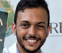 Médico descobre dívida de R$ 6 mil de MEI aberto pela avó; saiba como  encerrar CNPJ