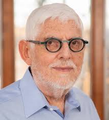 New Drazek Award Winners Are Known for Dynamic Engagement with Students