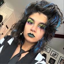 Danielle Monks's Instagram, Twitter & Facebook