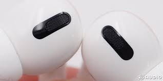 It's worth noting that ahead of the ‌airpods pro‌ launch, many of the prototypes and leaks that we saw were shown without ear tips, so it's possible that's the case here, but it's also possible that the. Apple Airpods 3 Alle Infos Zu Release Preisen Und Specs Macwelt