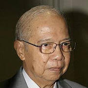 Dap today welcomed a new member into the party, former diplomat yeop adlan che rose. About Eusoff Chin Malaysian Judge Biography Facts Career Wiki Life