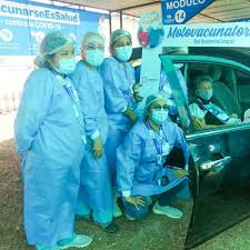 Ucayali: Rosa Edith Armas de 100 años es la más longeva en recibir vacuna  contra el COVID-19