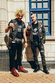 Festival Go Ers At Rebellion Festival 2016 Photographed By Gobinder Jhitta Punk Outfits Punk Rock Fashion Punk Fashion