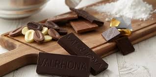 From affordable supermarket brands, to gourmet brands at premium prices, we've researched the best dark chocolate bars for your enjoyment. Best Premium Baking Chocolates For Home Baking Myrecipes