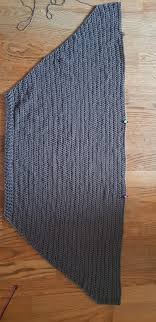 It is a super easy outfit to sew and even easier to wear. Bat Wings Sweater Bykaterina