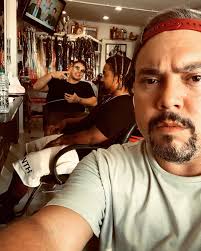 Get your walk on, get your head tight. ชีวิตที่ดี