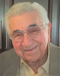 Thomas Chimento's Instagram, Twitter & Facebook