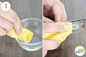 Mix ½ cup warm water with 1 teaspoon dish soap until the soap has dissolved. How To Remove Super Glue From Eye Glasses We Tried 4 Methods Fab How
