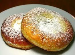 Goccus Rezept Kniekuchle Ausgezogene Auszogene Bauernkrapfen Krapfen Susses Backen Kuchen Rezepte