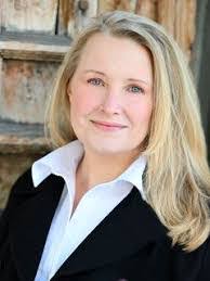 Jennifer Tomes's Instagram, Twitter & Facebook