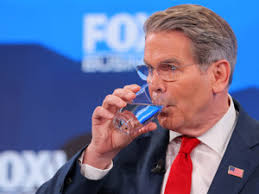 Brother and sister compete for Florida state senate seat in a sibling  showdown