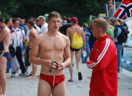 Wallpaper : gay, boy, man, sexy, men, guy, pool, beautiful, sport,  swimming, natation, Germany, naughty, naked, deutschland, amazing, tits,  schwimmen, nu, interior, awesome, Cologne, koln, games, twink, dude, uomo,  lindo, pack, swimmer,