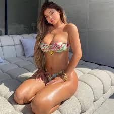 Kylie jenner officially drops kylie skin summer body collection: Master These Kylie Jenner Approved Tiktok Fitness Trends Right In Time For Summer