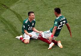 El salario mínimo interprofesional para 2020 en méxico ha quedado fijado en 176,6 € al mes, es decir 2.119 euros al año, teniendo en cuenta que se consideran 12 pagas anuales, que es la división habitual del salario anual en la mayor parte de los países. Seleccion Mexicana Las Similitudes Entre La Seleccion Mexicana De Corea Japon 2002 Y La De Rusia 2018 Marca Claro Mexico