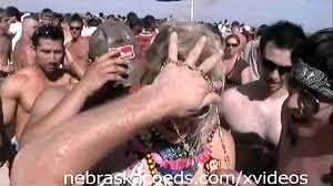 Patrick's day & spring break coming up, we like to kick off the break in a fun way ¦with a st a lovely ring for those who like a smaller, daintier band. Great Spring Break Home Video Part 2 Xnxx Com