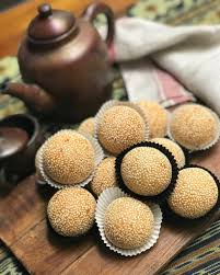 In indonesia, particularly in west jawa regions, cendol is a popular jajan pasar (aka street food). All About Jajanan Pasar Indonesia S Favourite Traditional Snack Padma Resort Ubud Official Blog