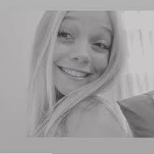 Rosie (@rosie.roman)