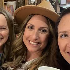 Who can do a baby one year photoshoot in San Diego?