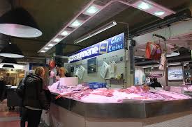 Chez Karine Poissonnerie Dans Les Halles De Sete Poissonnerie Hall