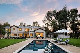 The town of atherton has larger lot sizes that accommodate some of the most expensive homes in silicone valley. Most Expensive Homes In Atherton California The Most Expensive City