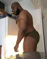 Beefy black daddy