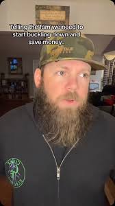 Chris Cluff's Instagram, Twitter & Facebook