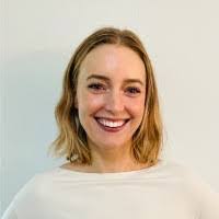 Laura Ginter's Instagram, Twitter & Facebook