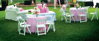 9 clever ways to bring the indoors out in your yard ». 10 Ways To Prepare Your Backyard For Outdoor Parties Moving Insider