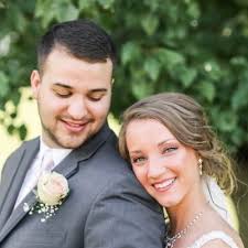 Kally Gray (@kally_gray)