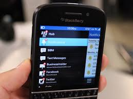 The opera site is not properly detecting the blackberry phone model and is presenting the download links for opera mini for blackberry os7 and older. Blackberry Q10 Review The Keyboard Is Back