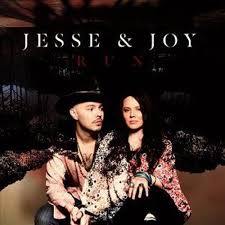 Se dan a conocer por el éxito de sencillos como espacio sideral. Run Jesse Y Joy By Jesse Y Joy