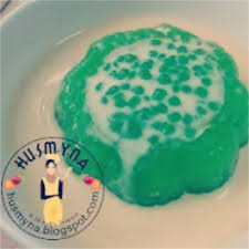 Semasa di langkawi, saya dan keluarga sempat merasa aiskrim gulung milo di oriental village, pulau langkawi. Resepi Aiskrim Sumi Jelly Besttt