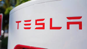 In a wednesday evening tweet, musk said tesla is concerned about rapidly increasing use of fossil fuels for bitcoin mining and transactions, especially coal. Tesla Buys 1 5 Billion In Bitcoin Sending Its Price Soaring Pcmag
