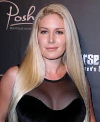 žena širom sveta se svakoga dana podrgavaju plastičnim