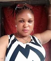 This married woman is a very good actress in the megidi-mor film industry..  and she lives in Anambra… say hi if you need the link #Anambrawomanleak