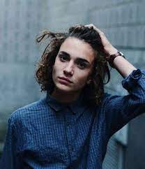 Have You Seen Such Beauty Long Hair Styles Men Pretty People Portrait