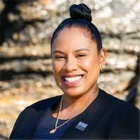 200+ "Lachanda" profiles