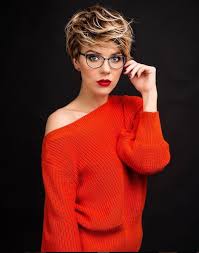 *** ben je opzoek naar de perfecte look met een bril? 13x The Most Beautiful Hairstyles With Glasses Hairstyle Center Com